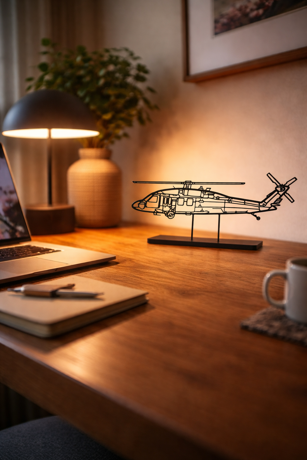 UH-60 Black Hawk | Premium Stand Silüet