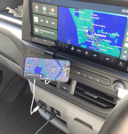Transit Custom Özel MagSafe Telefon Tutucu